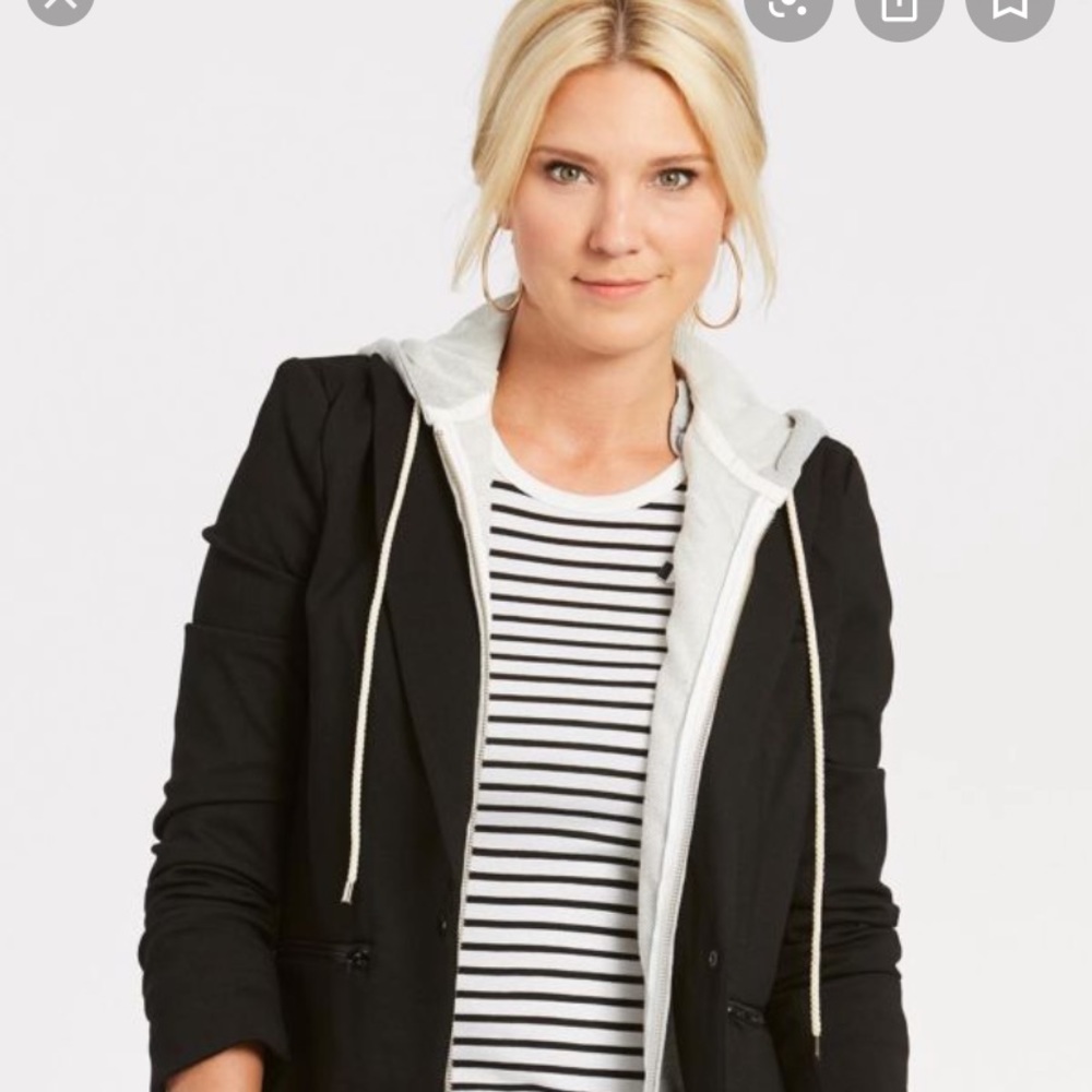 Brooklyn hooded blazer by Evereve